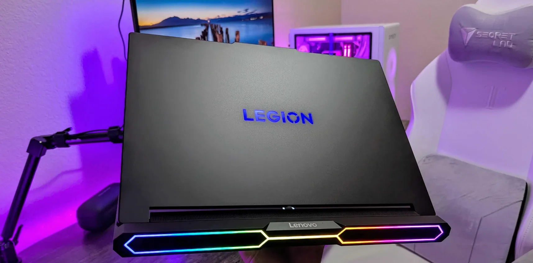 Lenovo Legion Pro 7i Gen 10 laptop